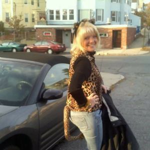 Meet your Posher, Pam